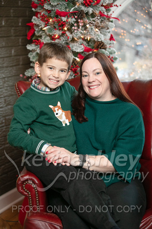 Family Portrait Photography by Kansas City Overland Park Portrait Photographers Kevin Ashley Photography.