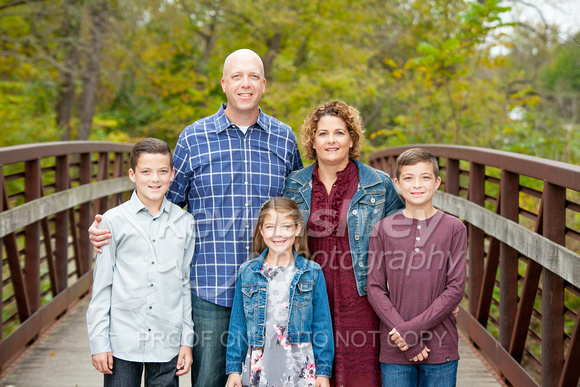 Fall Family Portrait Session in the park at Ironwoods Park in Leawood, Kansas by Premier Kansas City and Destination Wedding and Lifestyle Portrait Photographer  ©Kevin Ashley Photography