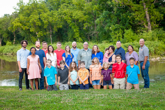 Svoboda Family Photos at Ironwoods Park in Leawood, Kansas. Kansas City Wedding and Destination Wedding Photographer, and Lifestyle Portrait Photographers ©Kevin Ashley Photography