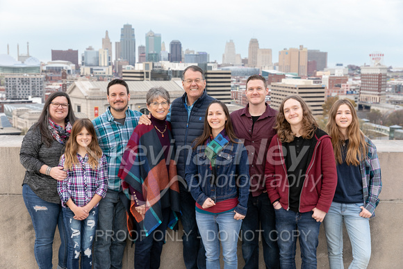 Family Portrait Photography at KC Memorial and Union Station by Kansas City Overland Park Portrait Photographers Kevin Ashley Photography.