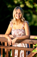 Senior Photos Portrait Photography at Shawnee Mission Park in Shawnee, Kansas by Kansas City Overland Park Portrait Photographers Kevin Ashley Photography.