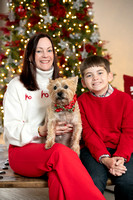 Christmas Family Portrait Photography by Overland Park Kansas City Portrait Photographers Kevin Ashley Photography.