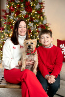 Christmas Family Portrait Photography by Overland Park Kansas City Portrait Photographers Kevin Ashley Photography.